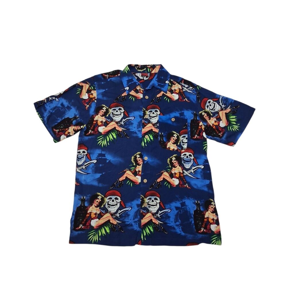 Junction West Men's Medium Shirt Pirate Skulls Button Up Short Sleeve 100% Rayon